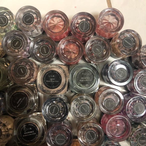 Younique mineral pigments in 42 colors, - Picture 5 of 8